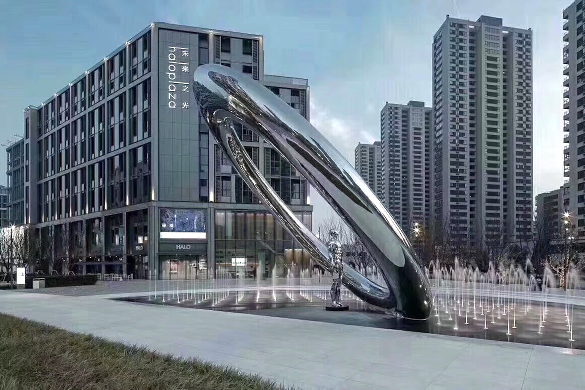 不銹鋼鏡面雕塑